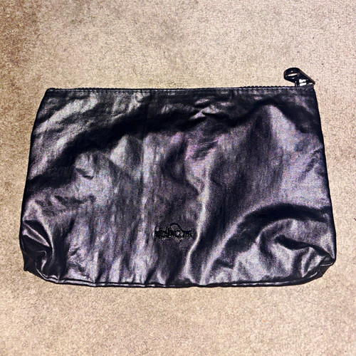 Kipling black zip clutch - kipling,