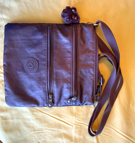 Kipling shiny brown small - brown,