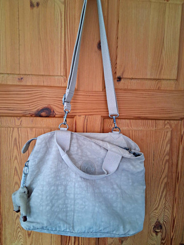 Large kipling stone colour bag - stone,